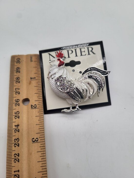 Napier Chicken Rooster Pin Brooch White Red Whimsical Farm Country Silver Tone - Picture 5 of 5